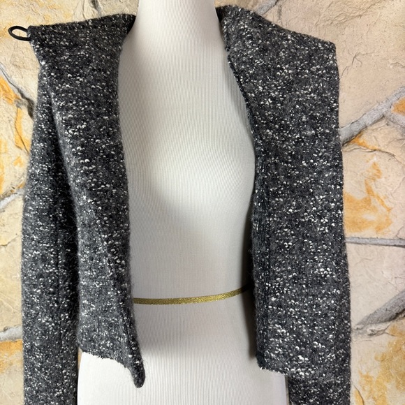Isabel Marant Étoile Hakuni Cropped Bouclé Jacket | 38 - Picture 3 of 9